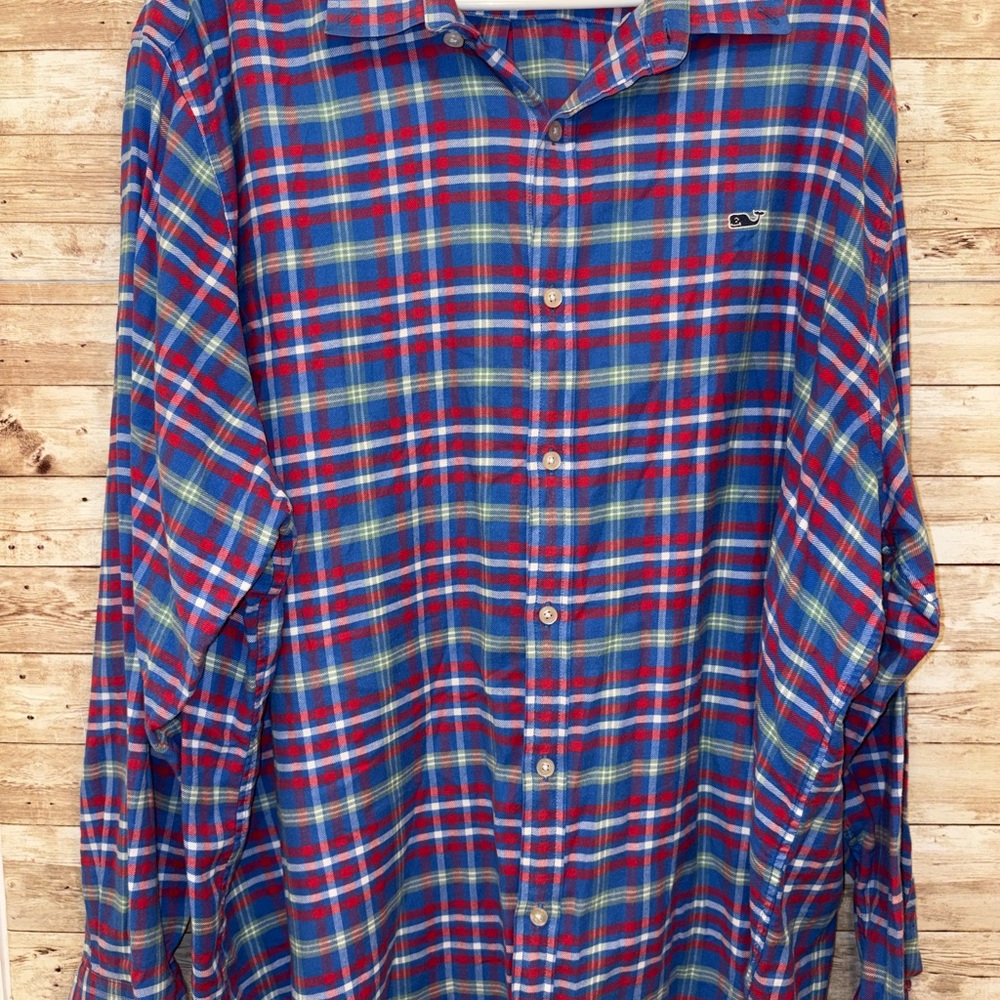 Vineyard Vines Whale Slim Fit Long Sleeve Red Button down White Blue Checkered